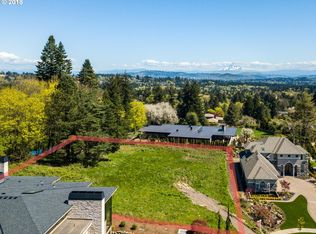 1889 Highlands Loop, Lake Oswego, OR 97034