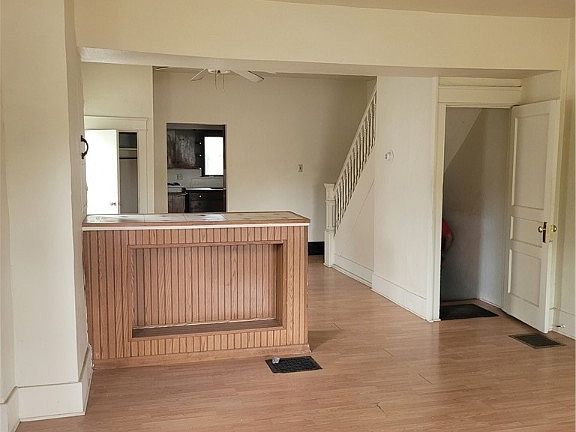 2nd image of 30-32 S Whitney Ave
