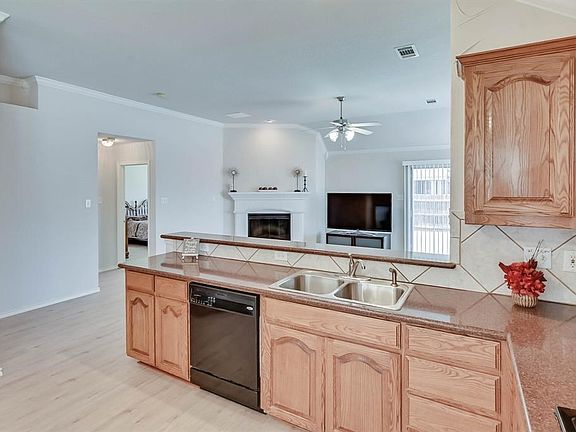 3rd image of 1035 Loblolly Pine Dr