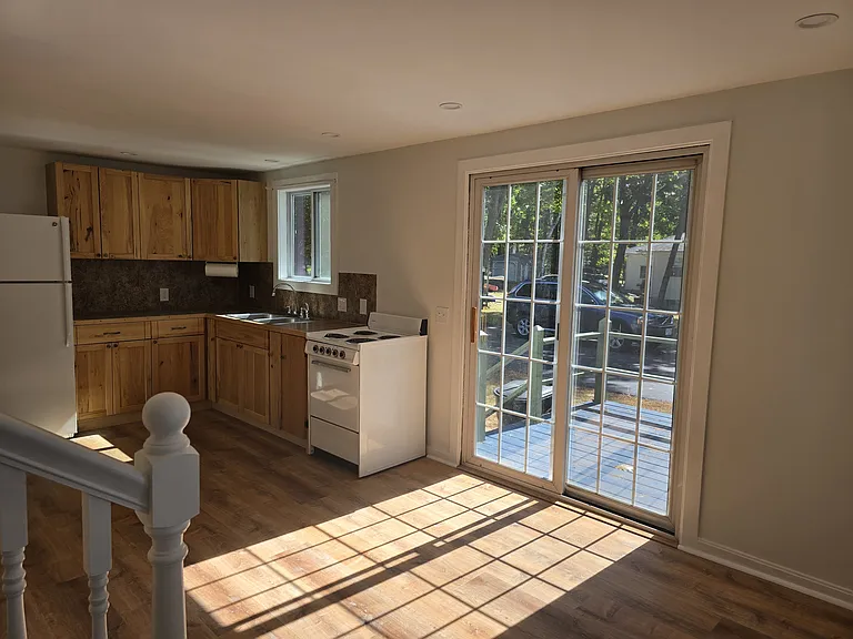 49 Riverview Dr #A — Photo 16