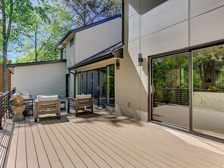 250 Bruton Way — Photo 51