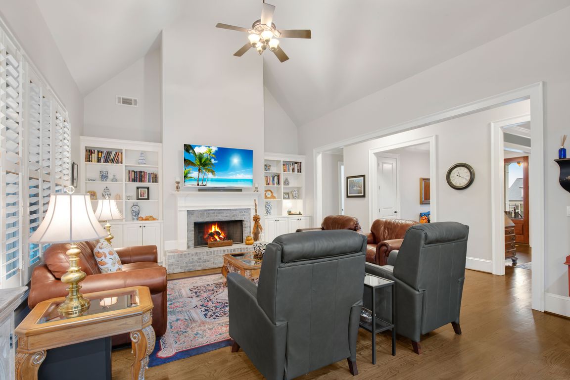 next background image