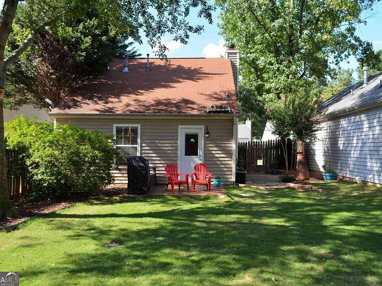 2741 Saint Charles Ln NW — Photo 22
