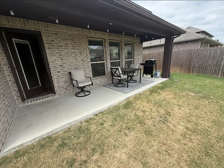 8809 Conroe Dr — Photo 54