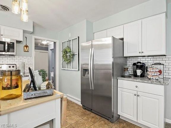 5th image of 441 Wildwood Dr