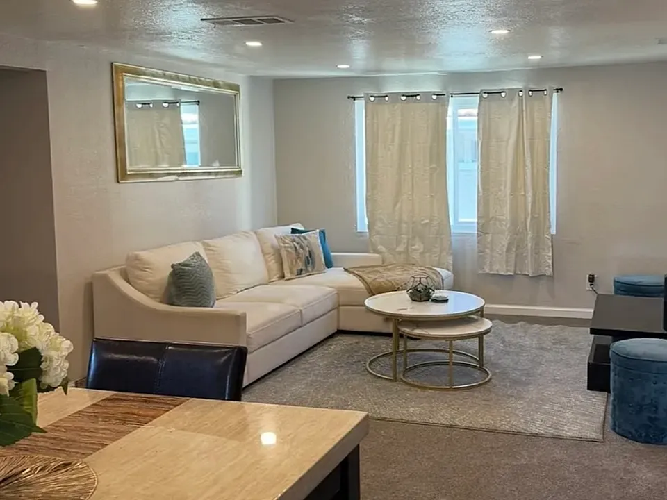 60 N Capitol Ave
