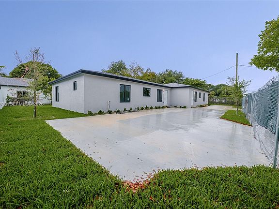 3rd image of 1112 NW 81st St
