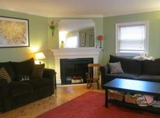 1086 Pembroke St, Teaneck, NJ 07666