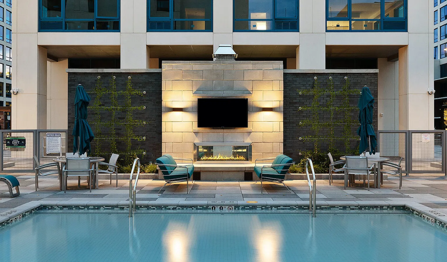 2 bed, 1153 sqft, $3,908 — Photo 4