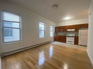 71-05 69th St #2, Ridgewood, NY 11385