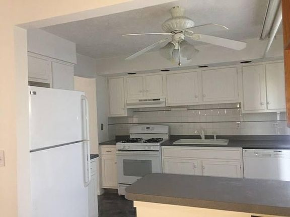 5th image of 1315 Gifford Ct Unit A