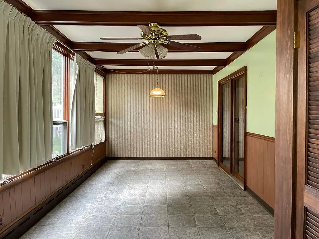 2 bed, 1415 sqft, $2,200 — Photo 2