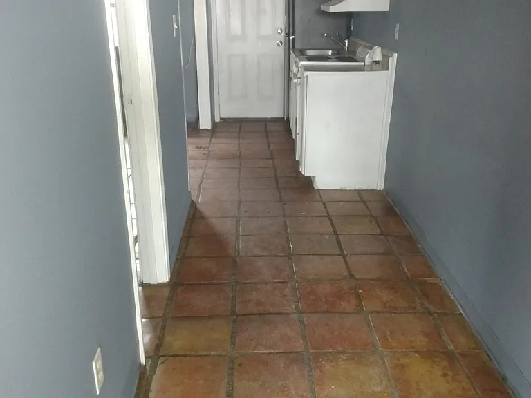 1824 N 77 Sunshine Strip #4 — Photo 4