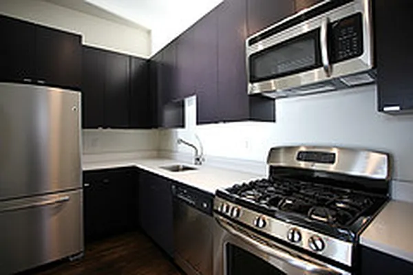 Rented by Metro Loft Management | media 19
