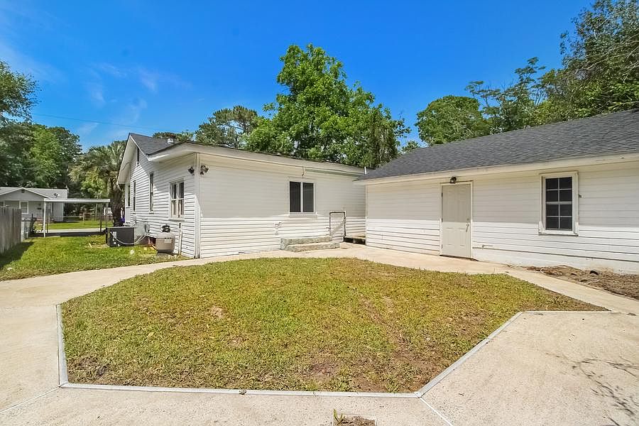 1st image of 4003 Gary Dr