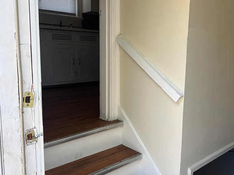 804 Stanley St — Photo 11