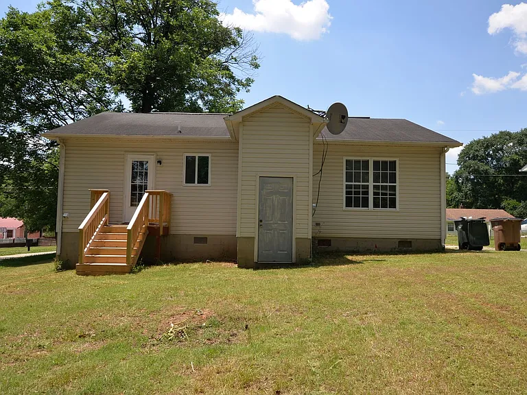 1715 Rainbow Dr — Photo 28