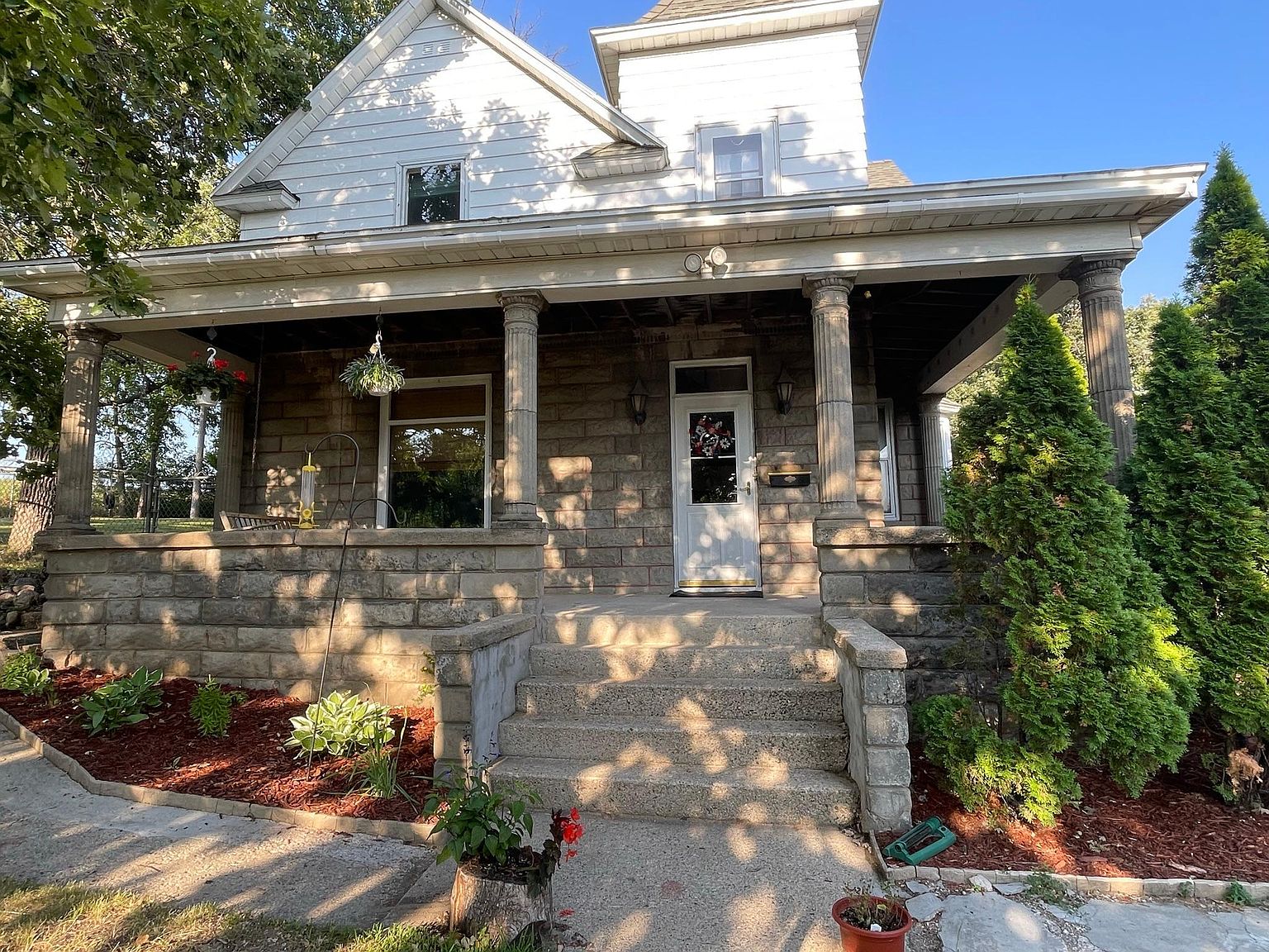 413 West Ave, Detroit Lakes, MN 56501 MLS 6408906 Zillow