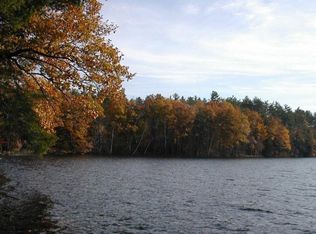 7 Tallwood Estates Dr, Winthrop, ME 04364