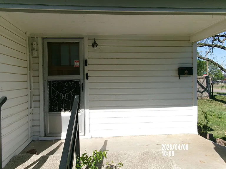 2112 SW A Ave — Photo 15