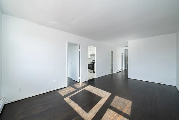 Rented by Worth Property Group | media 9