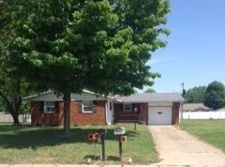 1106 W 3rd St, Ligonier, IN 46767