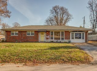 212 Longview Dr, Belleville, IL