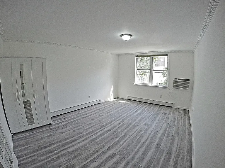 40-24 Aske St #2F — Photo 8