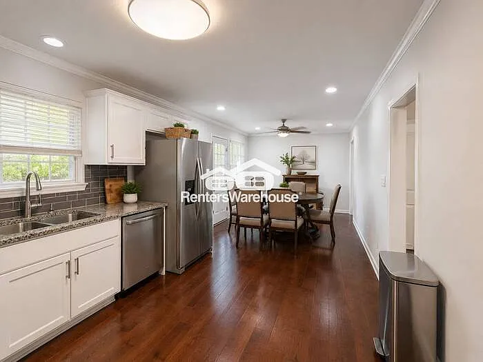 241 Mamie Ln — Photo 4