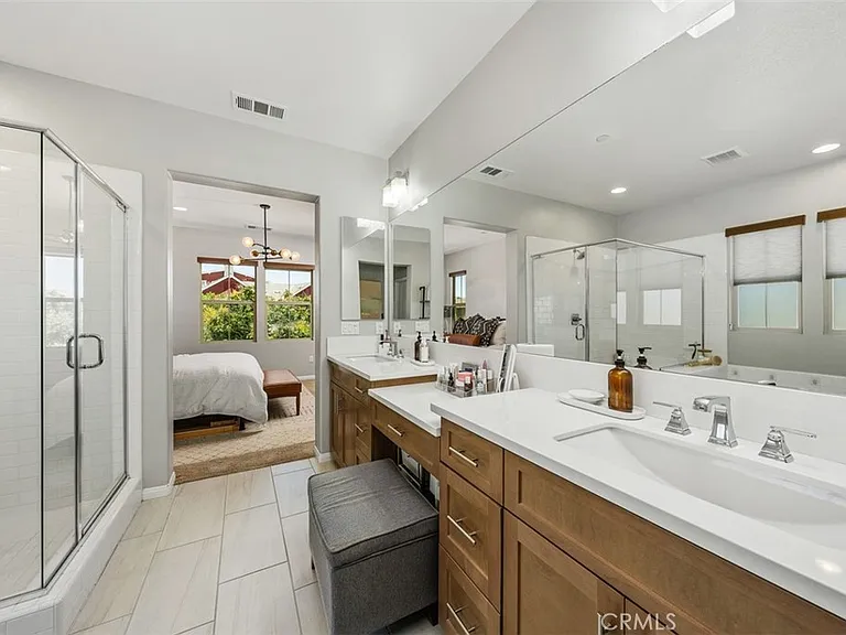 102 Sencillo Pl — Photo 22