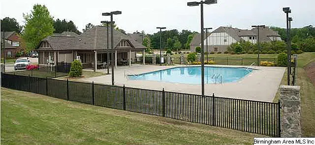 2001 Belvedere Cir — Photo 31
