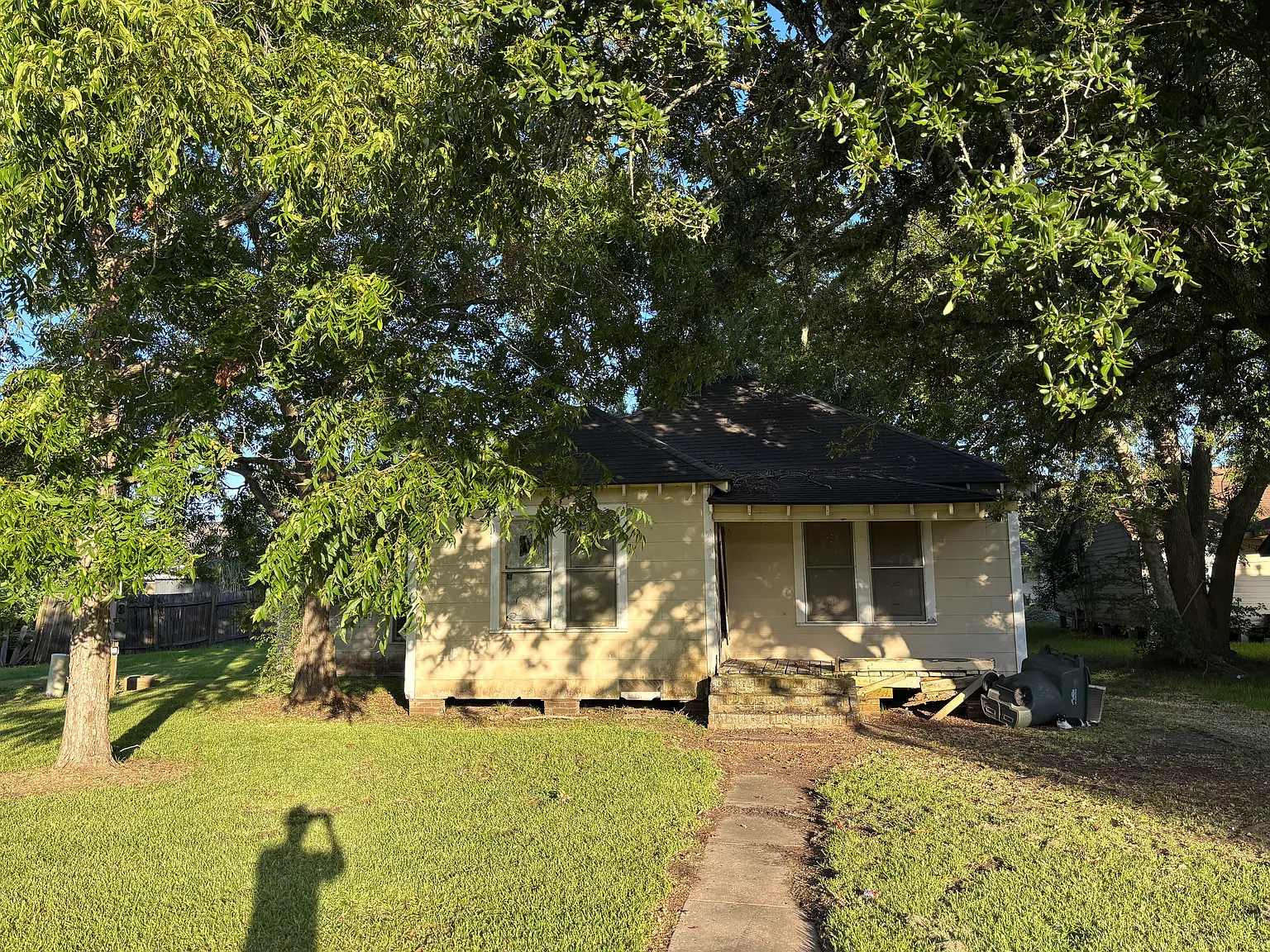 3 bed, 1400 sqft, $650 — Photo 1