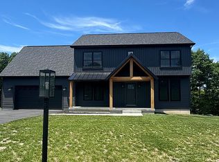 20 Woodland Hill Rd, Wynantskill, NY 12198