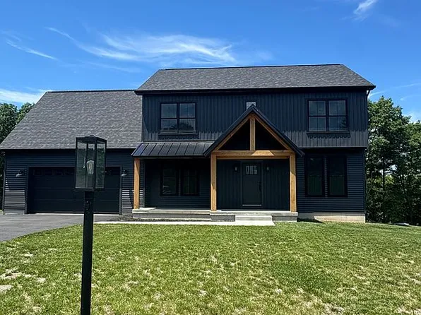 20 Woodland Hill Rd, Wynantskill, NY 12198