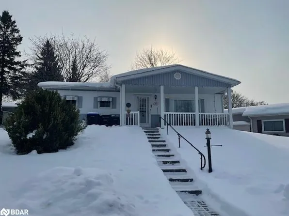 29 Flora Dr, Innisfil, ON L9S 1R3
