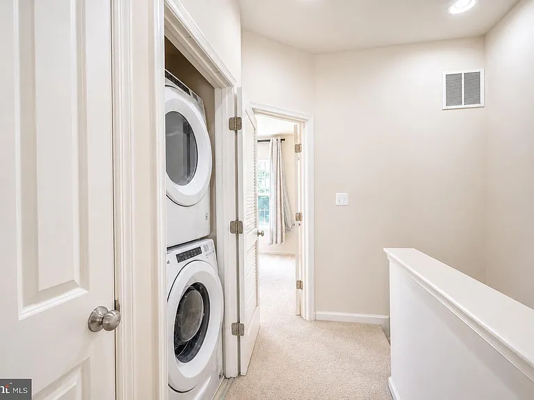 22520 Phillips St #401 — Photo 25