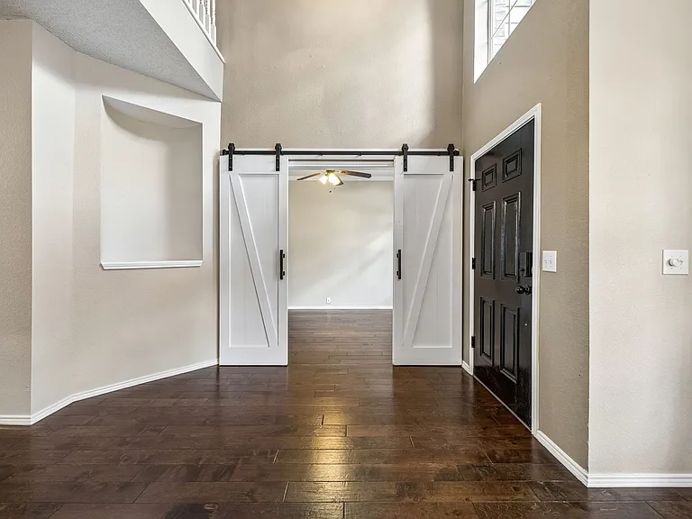 11002 Brandenberg Dr — Photo 3