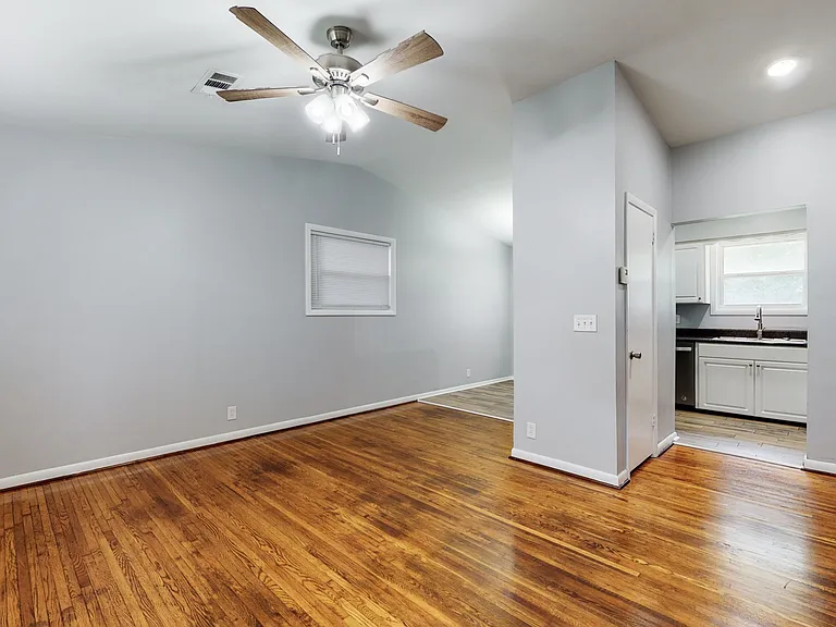 6017 Baltic Dr — Photo 8