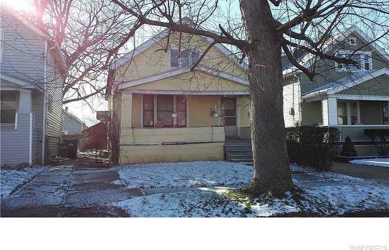 1st image of 115 Hastings Ave