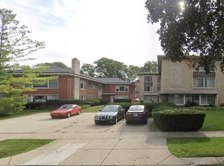 1519 Bonnie Brae Pl #3W, River Forest, IL 60305