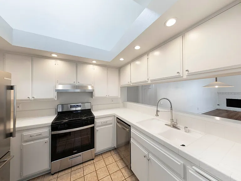 17202 Corbina Ln #202 — Photo 4