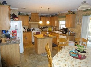 110 Harmon Rd, Hardy, AR 72542