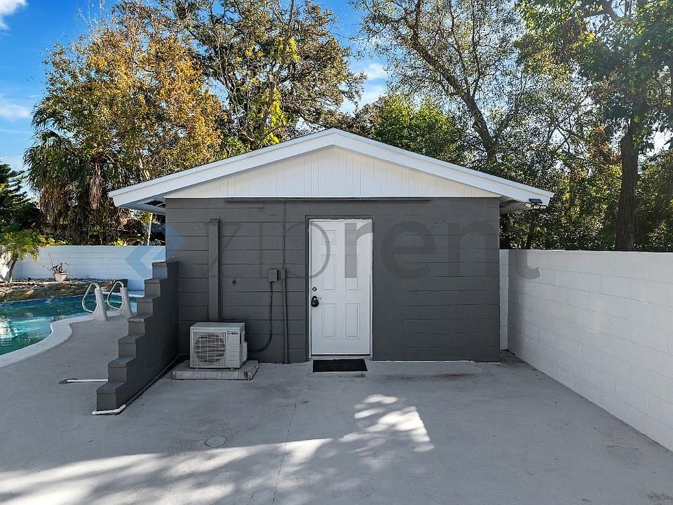 1st image of 3909 N Clearfield Ave #B