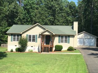 2405 Horseshoe Bend Dr, Bumpass, VA 23024
