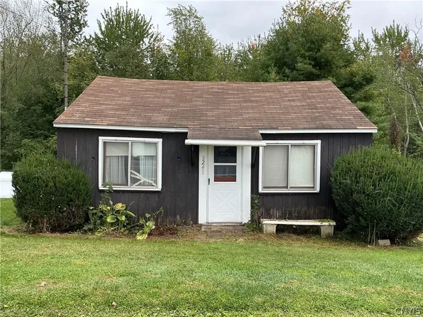 3241 County Route 15, Pulaski, NY 13142