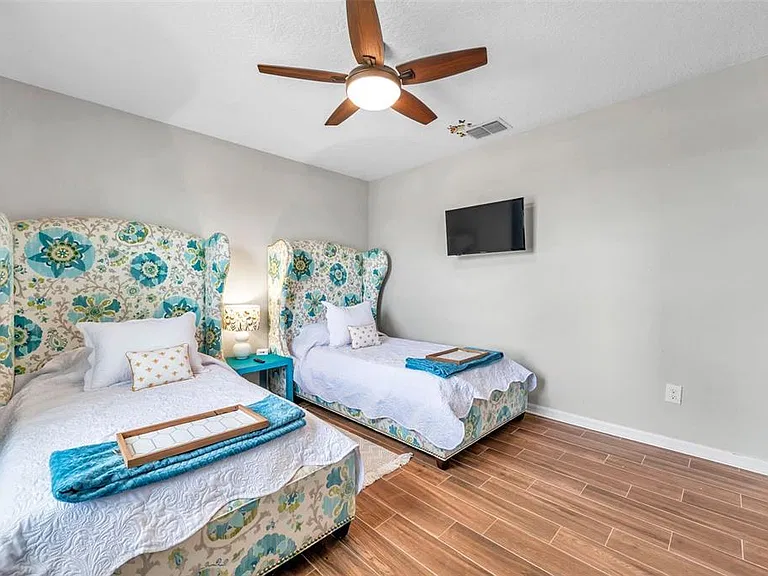 3737 Copperspring Blvd — Photo 17