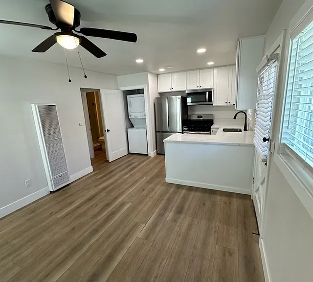 363 Roosevelt St #3 — Photo 2