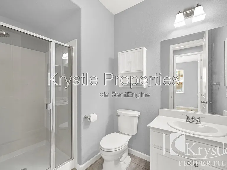 1649 Roma Dr — Photo 16
