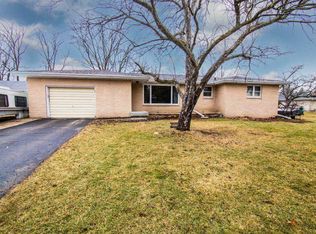 4 Riverdale Cir, Watertown, WI 53094