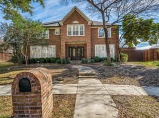 2201 Southern Oak Dr, Irving, TX 75063